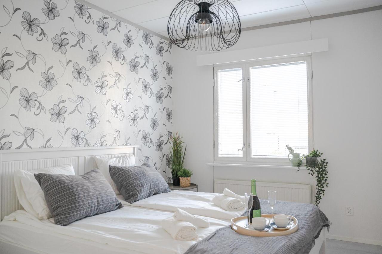 West Coast Hideaway Apartment Jakobstad Bagian luar foto